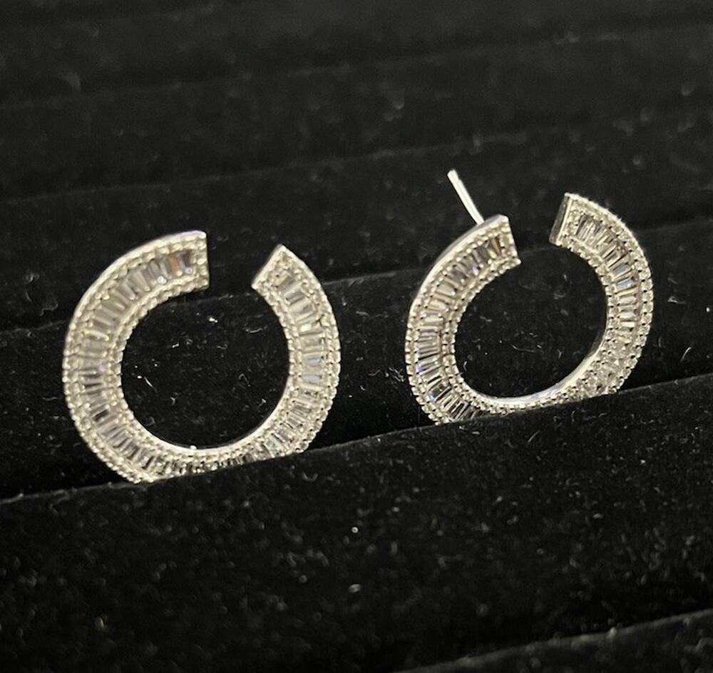 Silver Tone Faceted Textured Hoop Earrings Geometric Sparkle 3/4”